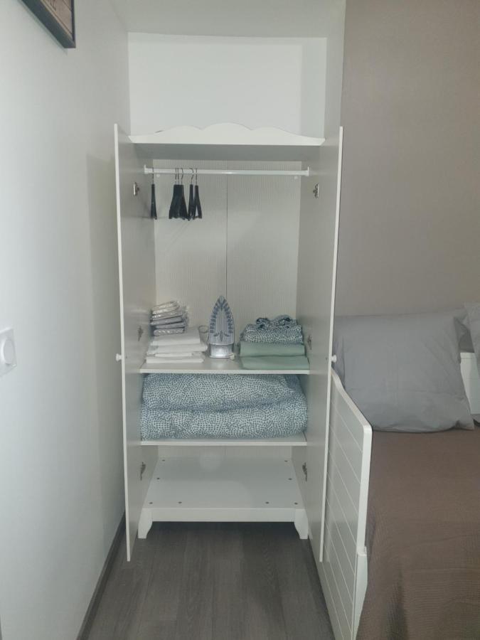 Studio Meuble Au Rdc , Proche Lac 艾克斯莱班 外观 照片