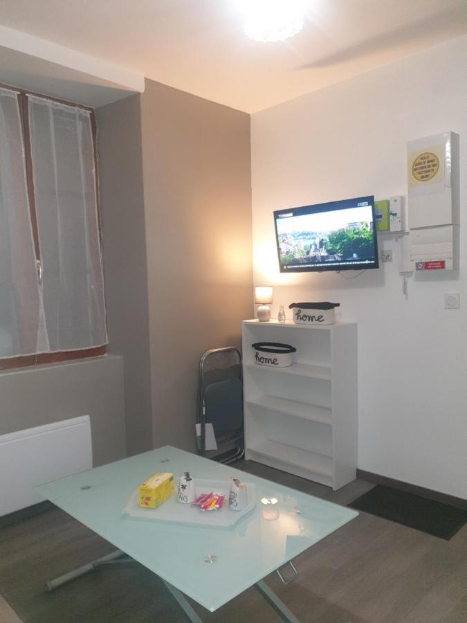 Studio Meuble Au Rdc , Proche Lac 艾克斯莱班 外观 照片